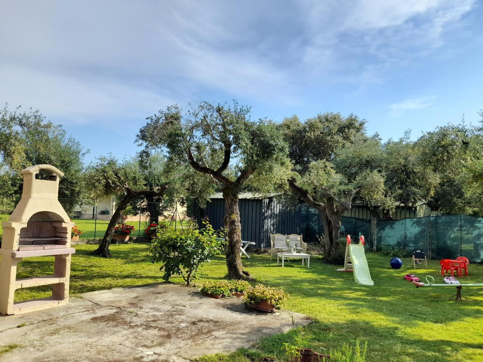 Casa In Campagna A Tre Chilometri Dal Mare Con Parcheggio Privato Villa Куерчета Екстериор снимка